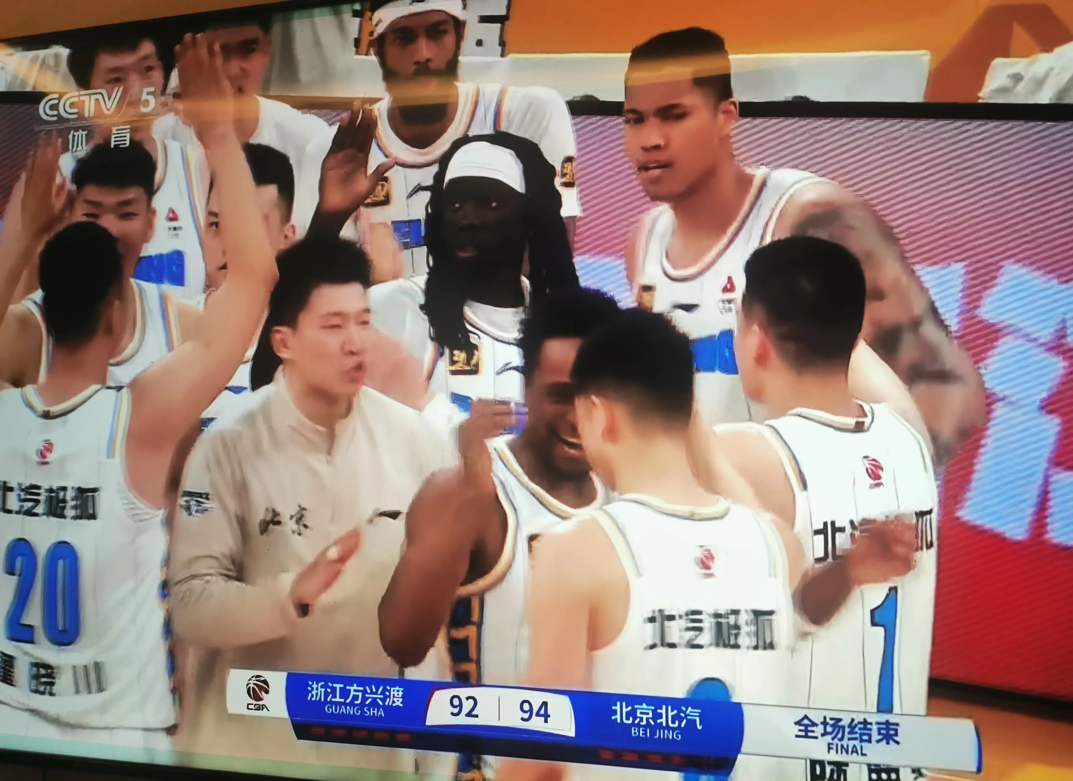 安徽男篮遭遇险胜海南