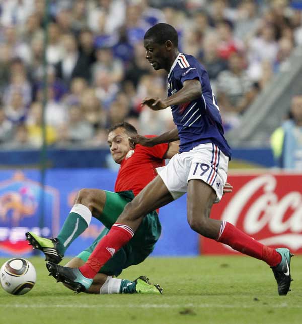 中国羽毛球队绝杀法国羽毛球队,安赛龙三分雨点燃全场的简单介绍 中国羽毛球队绝杀法国羽毛球队,安赛龙三分雨点燃全场的简单介绍